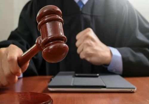 郑州侦探事务所：结婚证上的照片可以换吗